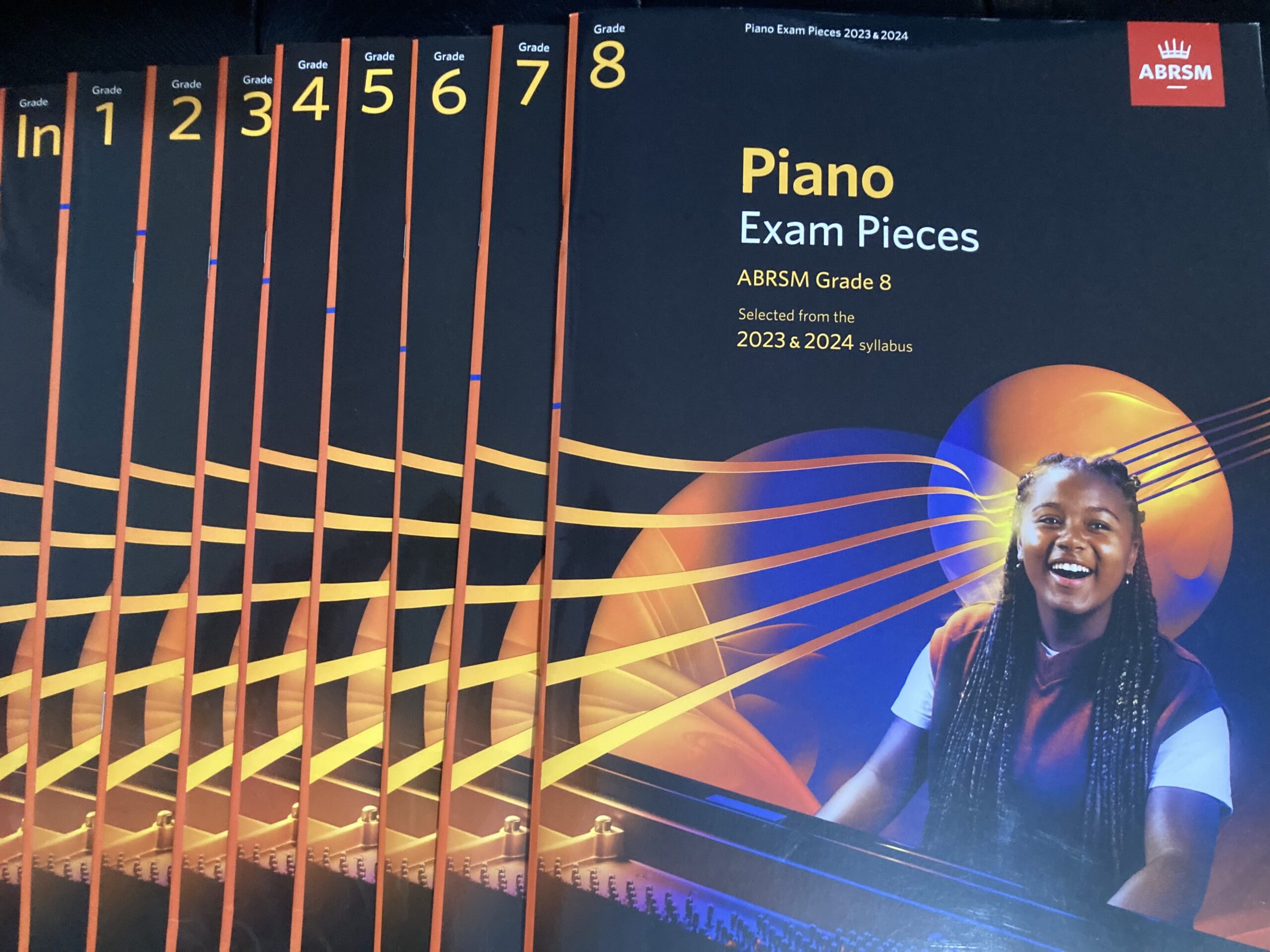 ABRSM（英国王立音楽検定）ピアノグレード５ 合格体験記 | イギリス在住ピアノ講師による、英国王立音楽検定（ABRSM）試験対策ブログ